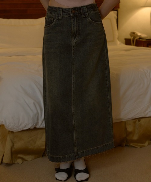 GIUNON(ジウノン)の「raw hem denim skirt / ロウヘムデニムスカート(デニムスカート・レディース・ブルー/ライトブルー・1/0)」の9枚目の写真