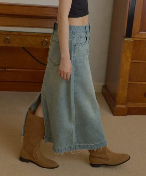 GIUNON(ジウノン)の「raw hem denim skirt / ロウヘムデニムスカート(デニムスカート・レディース・ブルー/ライトブルー・1/0)」の20枚目の写真