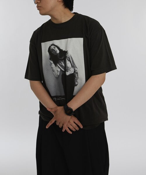 Sourcream(サワークリーム)の「【Sourcream/サワークリーム】パティ・スミス フォトTEE(Tシャツ/カットソー・レディース・ホワイト/チャコールグレー・FREE)」の11枚目の写真