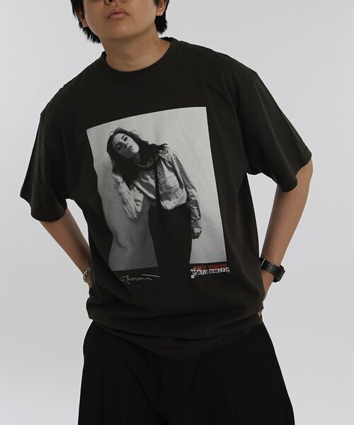 Sourcream(サワークリーム)の「【Sourcream/サワークリーム】パティ・スミス フォトTEE(Tシャツ/カットソー・レディース・ホワイト/チャコールグレー・FREE)」の18枚目の写真