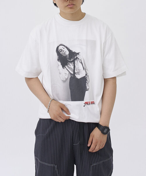Sourcream(サワークリーム)の「【Sourcream/サワークリーム】パティ・スミス フォトTEE(Tシャツ/カットソー・レディース・ホワイト/チャコールグレー・FREE)」の17枚目の写真