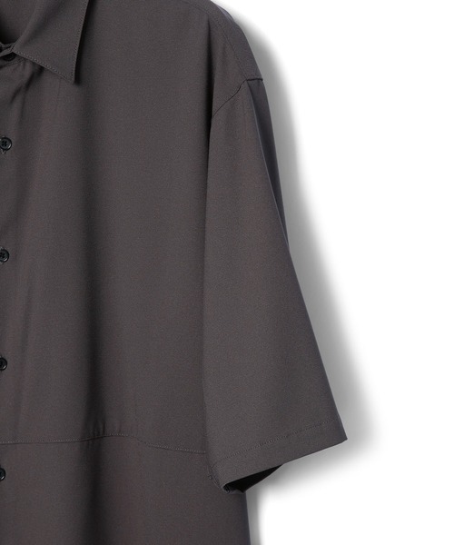 JUNRED(ジュンレッド)の「【 セットアップ対応 】ドライイージーコントラストステッチシャツ(シャツ/ブラウス・メンズ・ブラック/チャコールグレー・S/M/L)」の17枚目の写真
