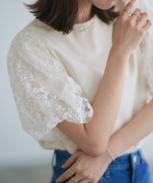 Pierrot(ピエロ)の「袖チュールレースブラウス(シャツ/ブラウス・レディース・ブラック/オフホワイト/ミント・M/L)」の15枚目の写真