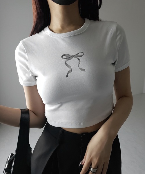 me+em select(ミームセレクト)の「【 4color 】ミニリボンショートちびTシャツ /mini ribbon short chibi Tee(Tシャツ/カットソー・レディース・ホワイト/ピンク/ブラック/グレー・FREE)」の8枚目の写真