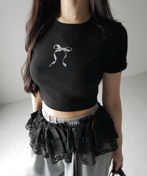 me+em select(ミームセレクト)の「【 4color 】ミニリボンショートちびTシャツ /mini ribbon short chibi Tee(Tシャツ/カットソー・レディース・ホワイト/ピンク/ブラック/グレー・FREE)」の5枚目の写真
