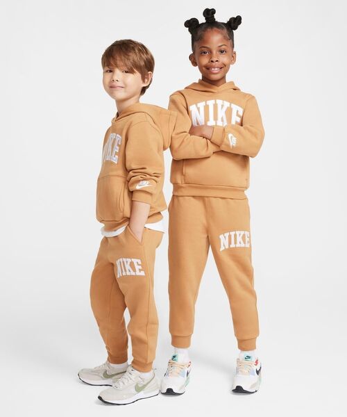 NIKE（ナイキ）の「ナイキ スポーツウェア クラブ リトルキッズ