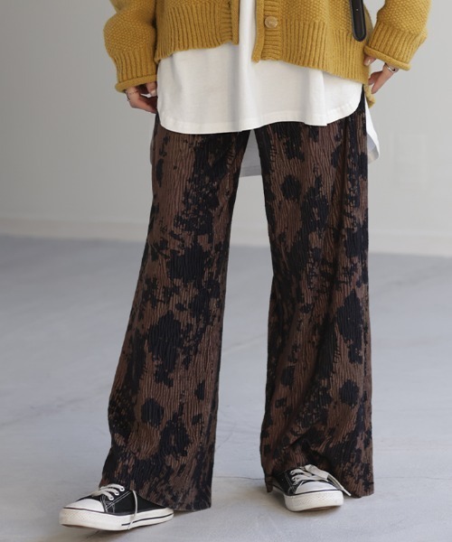 HUG.U（ハグユー）の「アート柄リブパンツ＜セルフカットOK＞（その他パンツ・レディース・ホワイト系その他/ブラウン系その他/グレー系その他・FREE）」の13枚目の写真