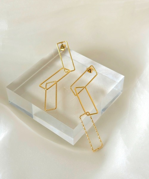 sowang（ソワン）の「スクエアチェーンロングピアス-square chain long pierce-（ピアス（両耳用）・レディース・シルバー/ゴールド・FREE）」の6枚目の写真