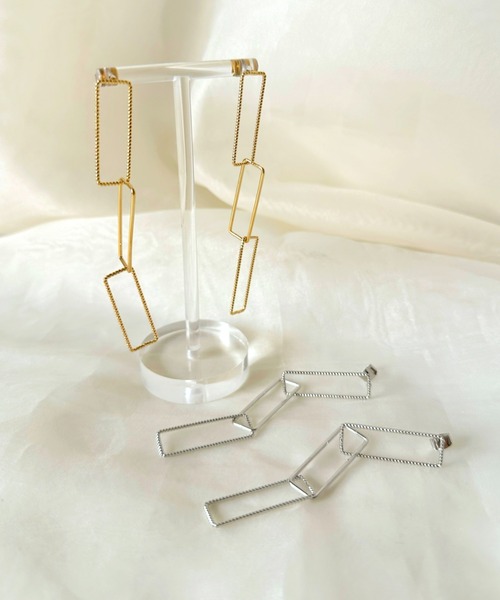 sowang（ソワン）の「スクエアチェーンロングピアス-square chain long pierce-（ピアス（両耳用）・レディース・シルバー/ゴールド・FREE）」の9枚目の写真