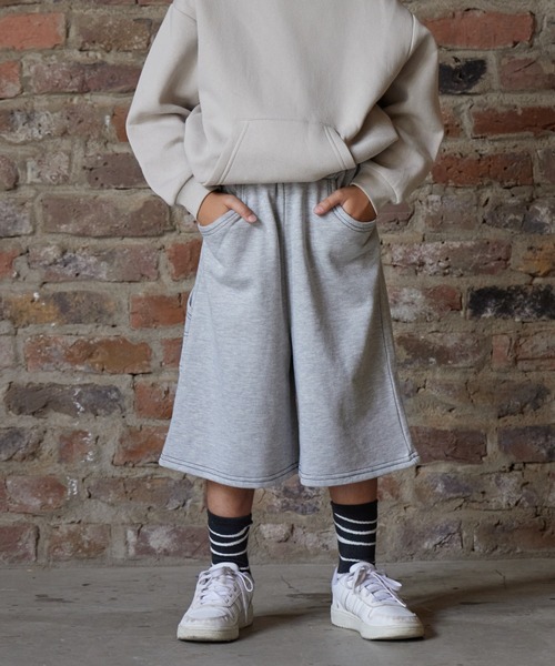 PAIRMANON STREET（ペアマノンストリート）の「【PAIRMANON STREET】裏毛 スウェット ペインター バミューダ ハーフ パンツ（スウェットパンツ・キッズ・ブラック/ブラウン系その他2/グレー・130/110/90/100/120/160/150/140）」の6枚目の写真