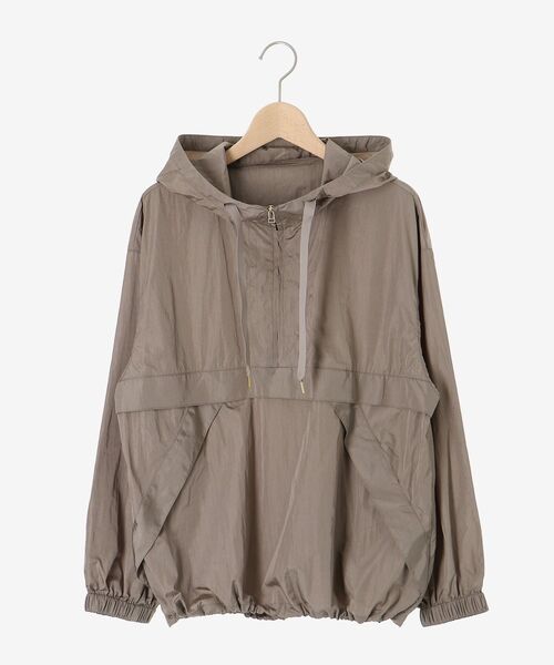 le.coeur blanc（ルクールブラン）の「シャイニーナイロンアノラックパーカー（その他アウター・レディース・ベージュ/モカ・38）」の4枚目の写真