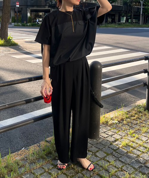 Jena espace merveilleux（ジェナ　エスパスメルヴェイユ）の「【洗濯機洗い◎】フハク切替シルケットカットソー（Tシャツ/カットソー・レディース・ブラック/オフホワイト/ライトグレー・FREE）」の22枚目の写真