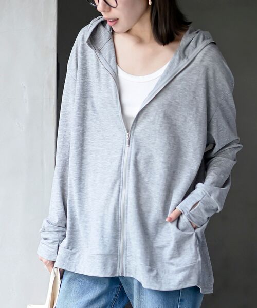 rps(アールピーエス)の「接触冷感UVカットBACKタックパーカー(パーカー・レディース・杢グレー/ブルー/ネイビー・フリー)」の2枚目の写真