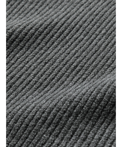 GAP(ギャップ)の「CashSoft カシミヤタッチ シェーカーステッチ クルーネックセーター(ニット/セーター・レディース・ブラック/ブラウン系その他/チャコールグレー/ブラウン/レッド/ピンク・XS/S/M/L/XL/XXS)」の14枚目の写真