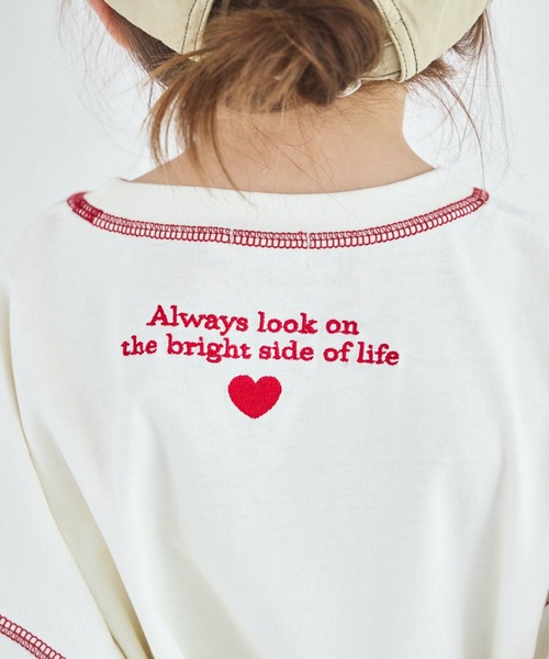 pairmanon(ペアマノン)の「【綿100%】ユニセックス 配色ステッチ ロング丈 長袖Tシャツ(Tシャツ/カットソー・キッズ・グリーン/ブルー/ライトピンク/ライトパープル/ピンク/ベージュ/ブラウン/ブラック/ネイビー/ホワイト・90/100/120/130/110/150/140)」の19枚目の写真