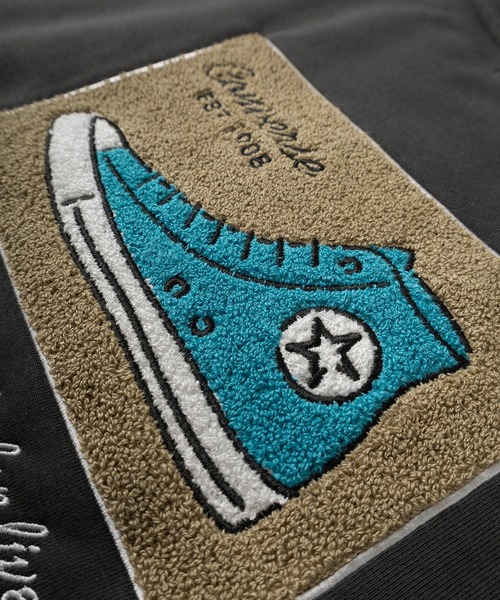 CONVERSE(コンバース)の「【CONVERSE/コンバース】チャックテイラーイラスト バックBIGサガラ刺繍デザイン ビッグシルエット クルーネックスウェット/トレーナー/3Type(スウェット・レディース・スミクロ/アッシュグレー/ヘザーグレー/チャコールグレー/ブラック/グレイッシュベージュ・M/L/XL)」の14枚目の写真