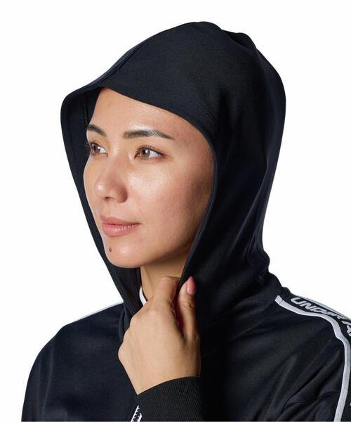 UNDER ARMOUR(アンダーアーマー)の「UAアーマーニット フルジップ ジャケット(ゴルフ/レディース)(その他アウター・レディース・ブラック・XL/L/S/M)」の4枚目の写真