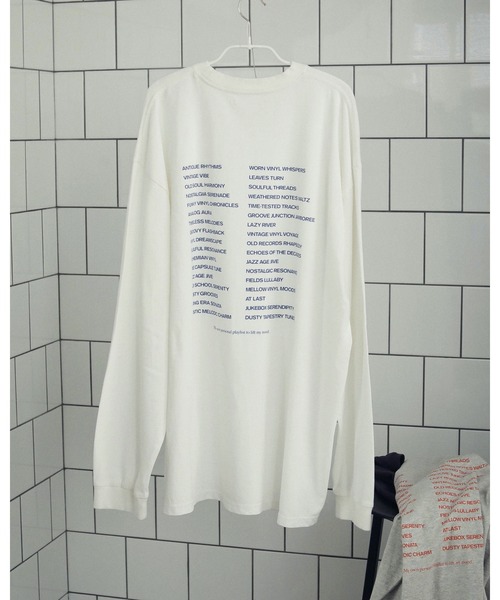 トップス anuke Print Long T-shirts anuke（アンヌーク）の「Print Long T-shirts（Tシャツ