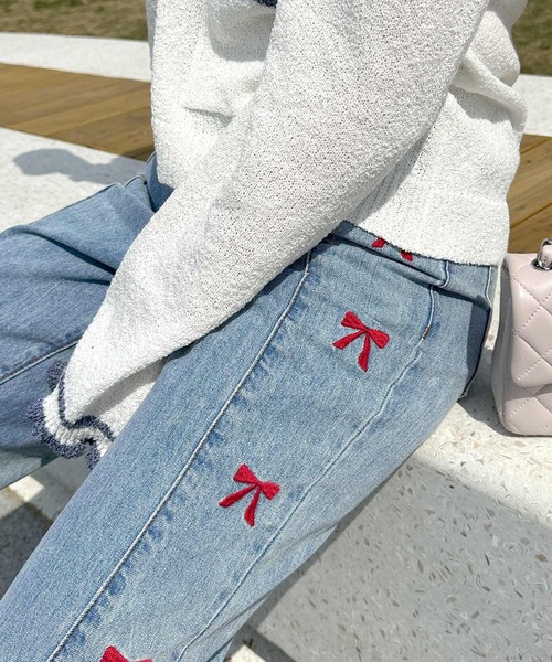 Alley Tokyo(アリートーキョー)の「サイドライン刺繍デニムパンツ(デニムパンツ・レディース・ブルー系1・FREE)」の9枚目の写真