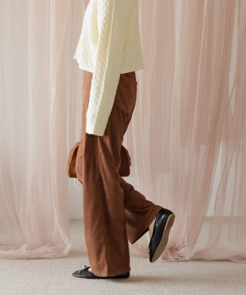 flower(フラワー)の「グラッドコーデュロイパンツ(その他パンツ・レディース・ブラウン/アイボリー・FREE)」の6枚目の写真