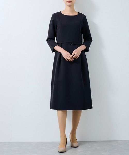 Jayro(ジャイロ)の「【360度ストレッチ】セットアップ対応パール付き9分丈ワンピース(ワンピース・レディース・ブラック/ネイビー/ベージュ・L/M/S)」の3枚目の写真