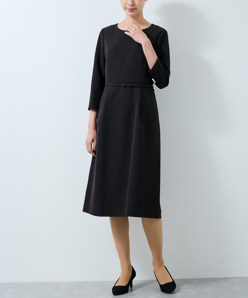 Jayro(ジャイロ)の「【360度ストレッチ】セットアップ対応パール付き9分丈ワンピース(ワンピース・レディース・ブラック/ネイビー/ベージュ・L/M/S)」の2枚目の写真