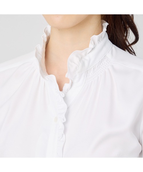 TOKYO SHIRTS(トウキョウシャツ)の「【吸水速乾】【COFREX】スタンドゴムシャーリング 長袖 レディースデザインシャツ(シャツ/ブラウス・レディース・ホワイト・S/M/L/LL/XL)」の5枚目の写真