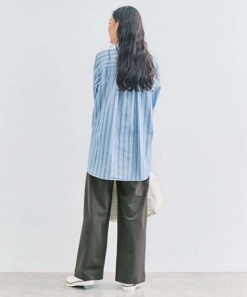 and myera（アンド マイラ）の「ａｎｄ　ｍｙｅｒａ　ストライプなシャツ（シャツ/ブラウス・レディース・ホワイト系その他/ブルー・LL/L/M/S）」の12枚目の写真