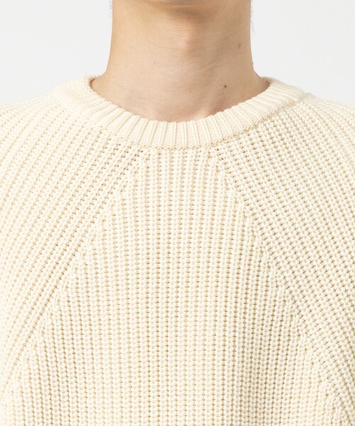 BATONER（バトナー）の「【BATONER/バトナー】SIGNATURE CREW NECK（ニット/セーター・メンズ・グレイッシュベージュ/ベージュ/ダークグレー/ブラック/ダークグリーン/ブラウン/アイボリー・3/2/1）」の12枚目の写真