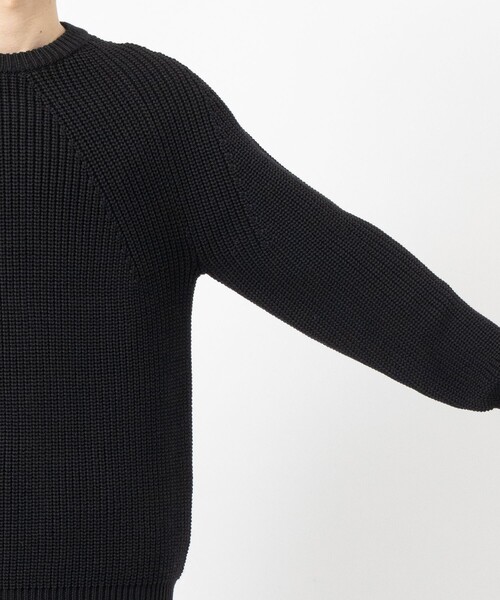 BATONER（バトナー）の「【BATONER/バトナー】SIGNATURE CREW NECK（ニット/セーター・メンズ・グレイッシュベージュ/ベージュ/ダークグレー/ブラック/ダークグリーン/ブラウン/アイボリー・3/2/1）」の19枚目の写真