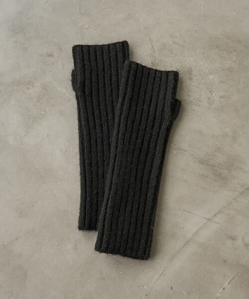 coen（コーエン）の「リブニットアームウォーマー（手袋・レディース・ナチュラル/ダークグレー/ブラック/ベージュ・FREE）」の5枚目の写真