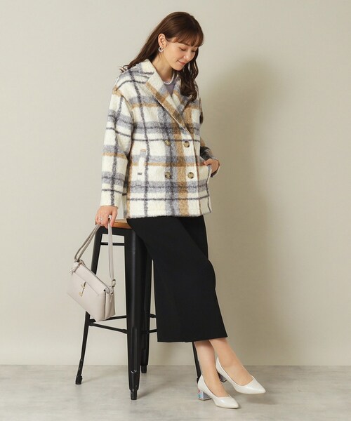 ITS'DEMO（イッツデモ）の「◆ブークレチェックコート（チェスターコート・レディース・アイボリー系1/ブラック系1・00）」の4枚目の写真