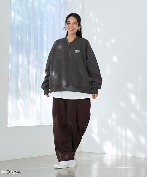 coen（コーエン）の「【Disney／ディズニー】coen限定 バックプリントハーフジップスウェット（スウェット・レディース・ダークグレー/ナチュラル/レッド・M/L）」の8枚目の写真