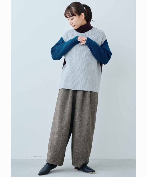 MEDE19F(メデジュウキュウ)の「MEDE19F ハイネックのトライカラーニット(ニット/セーター・レディース・グレー系その他/ベージュ系その他・M/L/LL)」の5枚目の写真