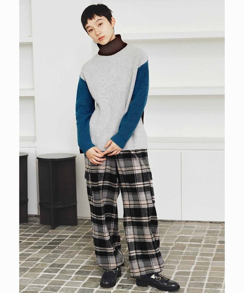 MEDE19F(メデジュウキュウ)の「MEDE19F ハイネックのトライカラーニット(ニット/セーター・レディース・グレー系その他/ベージュ系その他・M/L/LL)」の3枚目の写真