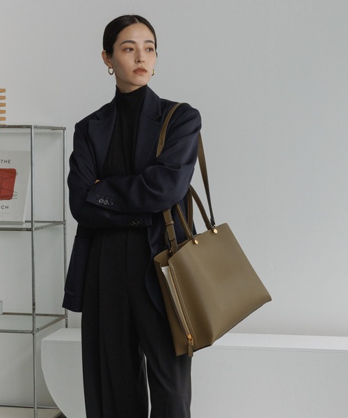 E'POR】Y BAG Medium+【WEB限定/一部店舗限定】【通勤】【A4/PC対応