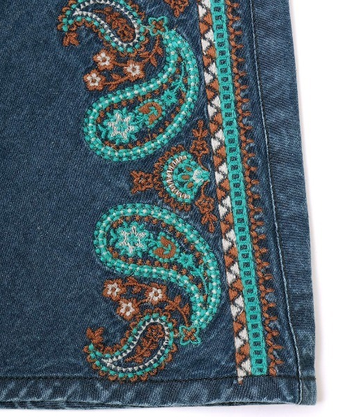 チチカカ(チチカカ)の「Rico ライトデニムペイズリー刺繍スカート(デニムスカート・レディース・ブルー/インディゴブルー・FREE)」の9枚目の写真