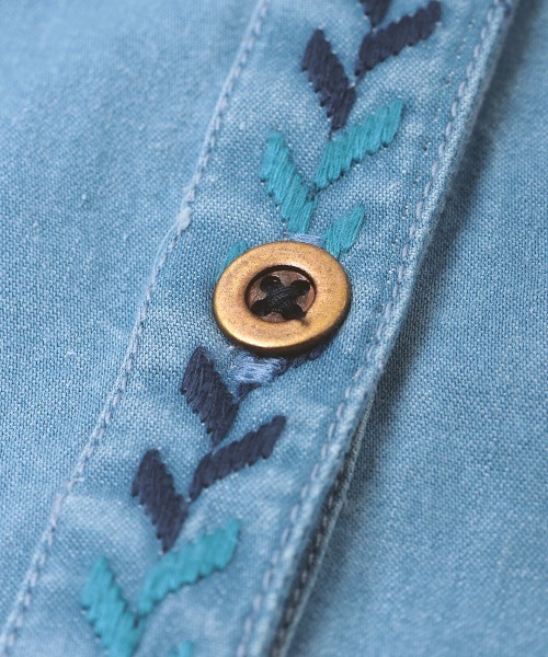 チチカカ(チチカカ)の「Rico ライトデニムペイズリー刺繍スカート(デニムスカート・レディース・ブルー/インディゴブルー・FREE)」の21枚目の写真