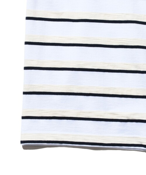 BEAMS PLUS（ビームスプラス）の「ストライプ ポケット Tシャツ（Tシャツ/カットソー・メンズ・ホワイト/オレンジ/ネイビー・SMALL/X-LARGE/MEDIUM/LARGE）」の8枚目の写真