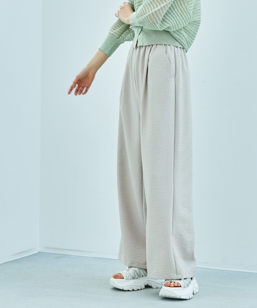 LAKOLE(ラコレ)の「【セットアップ対応/多機能ウェア】サップVTGイージーパンツ / 291642(その他パンツ・レディース・チャコールグレー/グレー/ライトベージュ/ブラック/ブラウン・MEDIUM/LARGE)」の5枚目の写真