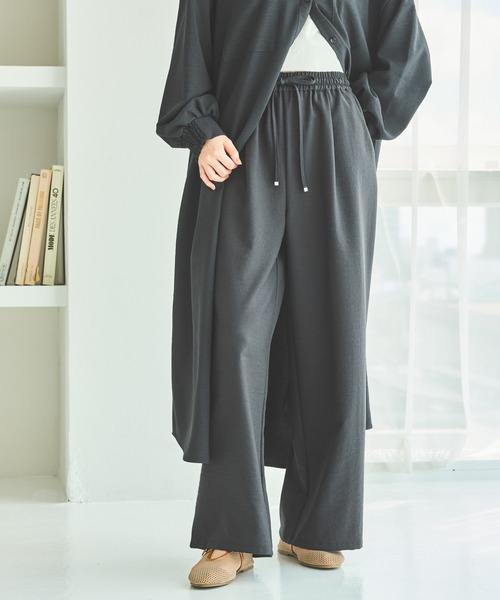 LAKOLE(ラコレ)の「【セットアップ対応/多機能ウェア】サップVTGイージーパンツ / 291642(その他パンツ・レディース・チャコールグレー/グレー/ライトベージュ/ブラック/ブラウン・MEDIUM/LARGE)」の2枚目の写真