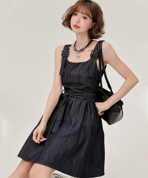 c.u.l(シーユーエル)の「ウエストリボン付き デニムサロペットミニスカートGH25s011 【Girlyhalo】(ワンピース・レディース・ブルー・M/L/S)」の3枚目の写真