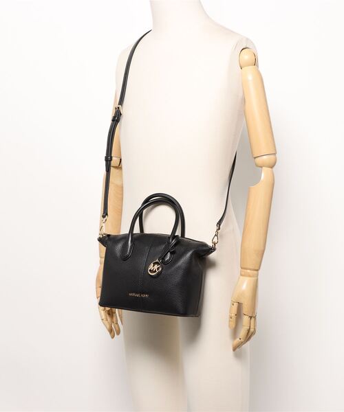 MICHAEL KORS（マイケルコース）の「HYDE ぺブル サッチェル