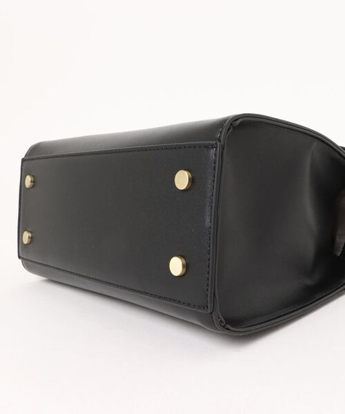 m.f.editorial（エムエフエディトリアル）の「【2way】m.f.エディトリアル レディース 角ひねり金具付き 2WAYハンドバッグ（ハンドバッグ・レディース・ブラウン/ブラック・FREE）」の4枚目の写真