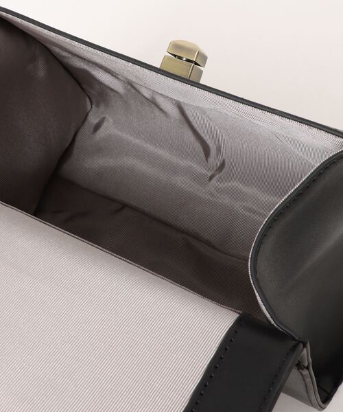 m.f.editorial（エムエフエディトリアル）の「【2way】m.f.エディトリアル レディース 角ひねり金具付き 2WAYハンドバッグ（ハンドバッグ・レディース・ブラウン/ブラック・FREE）」の5枚目の写真