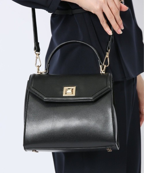 m.f.editorial（エムエフエディトリアル）の「【2way】m.f.エディトリアル レディース 角ひねり金具付き 2WAYハンドバッグ（ハンドバッグ・レディース・ブラウン/ブラック・FREE）」の2枚目の写真