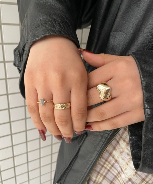 FOREVER 21(フォーエバー トゥエンティーワン)の「ハートSETリング2(リング・レディース・ゴールド/シルバー・FREE)」の4枚目の写真