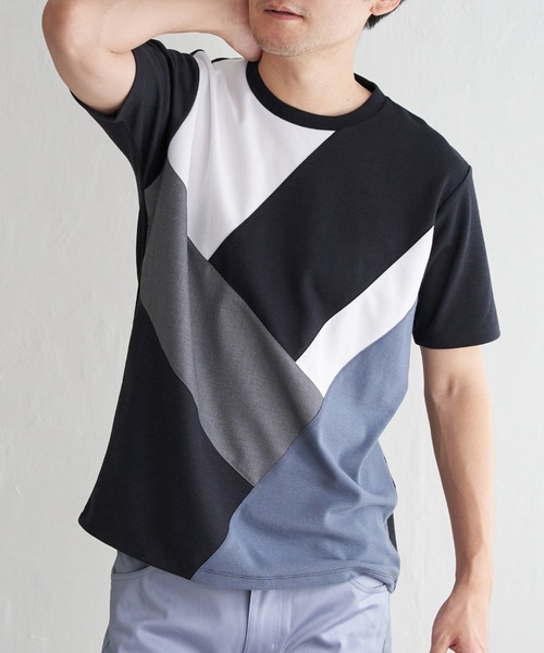 ikka(イッカ)の「【親子コーデ】ブロックスポンチ斜め切り替えTシャツ(Tシャツ/カットソー・メンズ・ブラック/グリーン/ホワイト/ネイビー・S/M/L/XL)」の4枚目の写真