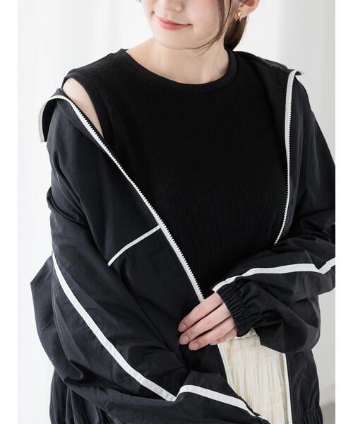 Te chichi TERRASSE（テチチテラス）の「ワッフルタンクトップ《2025spring catalog item》（タンクトップ・レディース・オフホワイト/グレー/ブラック・F）」の2枚目の写真