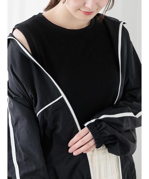 Te chichi TERRASSE（テチチテラス）の「ワッフルタンクトップ《2025spring catalog item》（タンクトップ・レディース・オフホワイト/グレー/ブラック・F）」の10枚目の写真